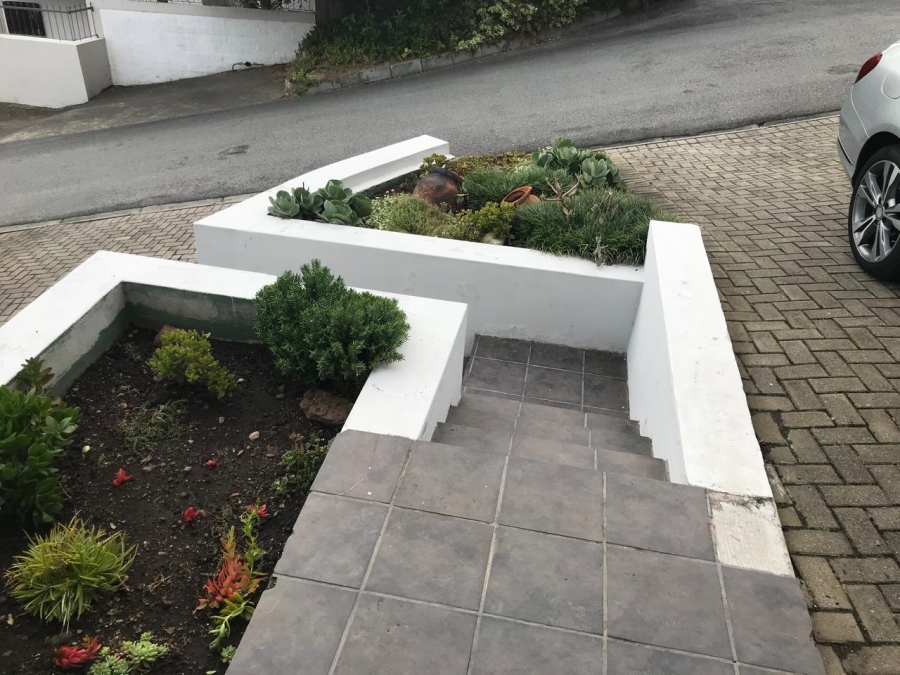 4 Bedroom Property for Sale in King George Park Western Cape